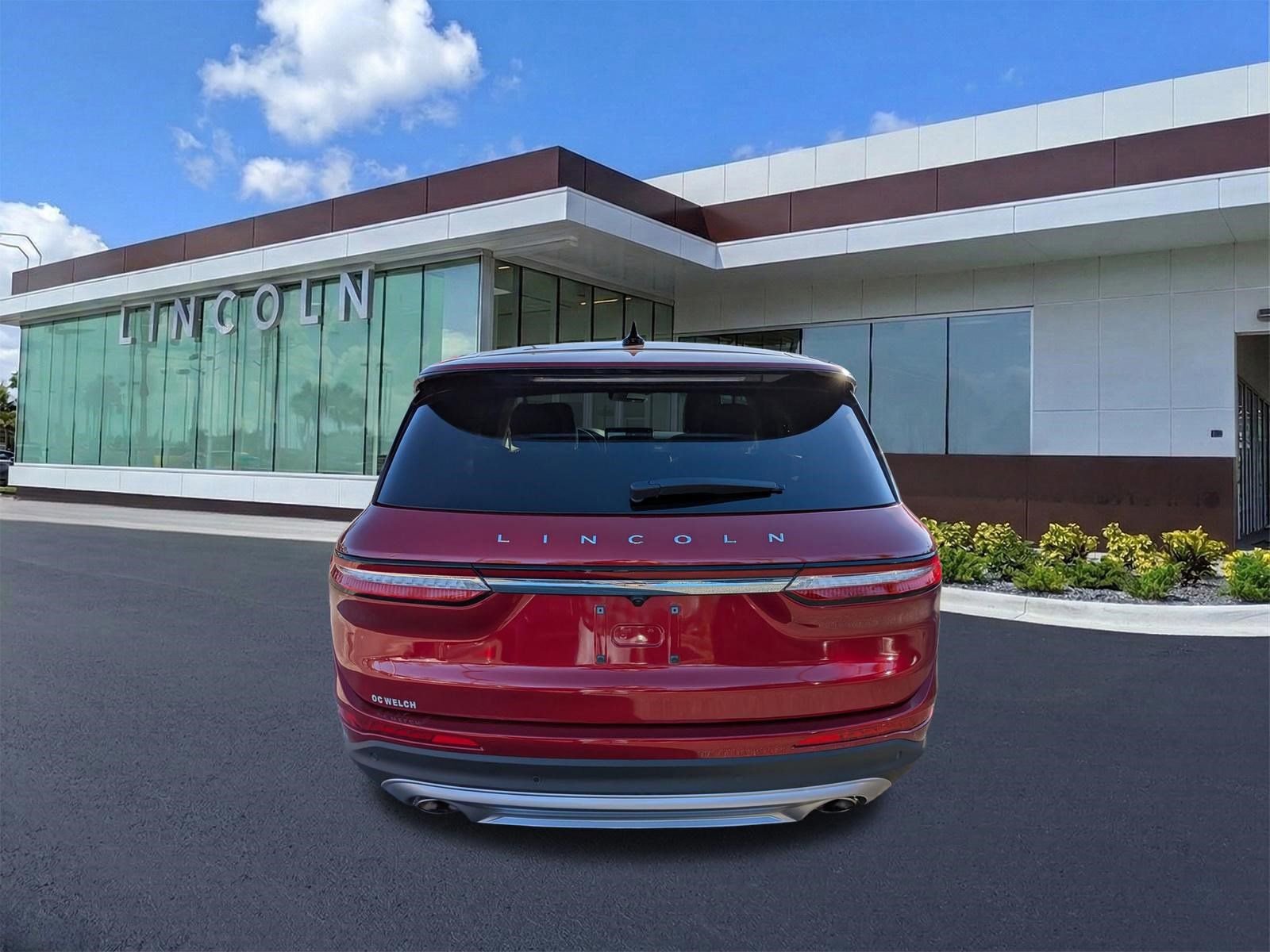 Certified 2023 Lincoln Corsair FWD w/ Equipment Group 101A image 6