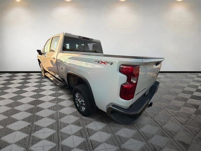 Used 2025 Chevrolet Silverado 2500 LT w/ Convenience Package AWD/4WD image 7