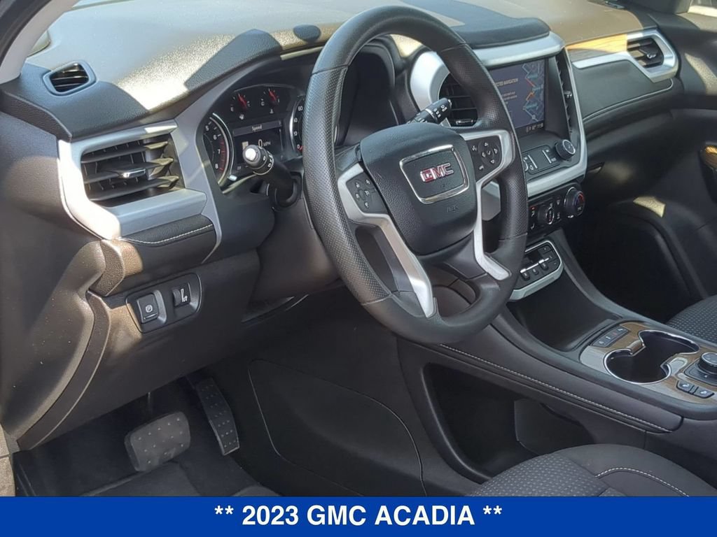 Certified 2023 GMC Acadia SLE w/ Driver Convenience Package AWD/4WD image 11