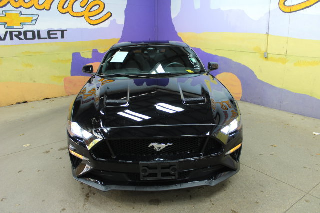 Used 2021 Ford Mustang GT Premium RWD image 3