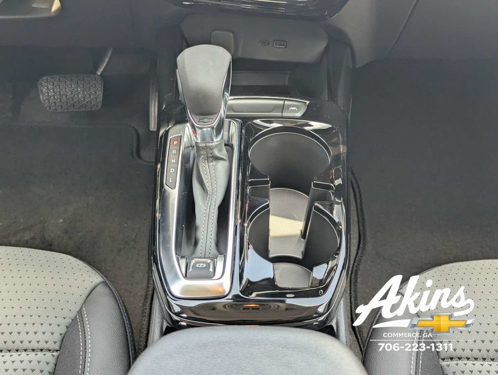 New 2026 Chevrolet Trax LT w/ Sunroof Package FWD image 18