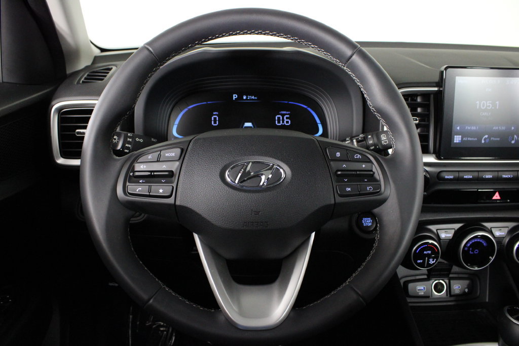 Certified 2026 Hyundai Venue SEL FWD image 27