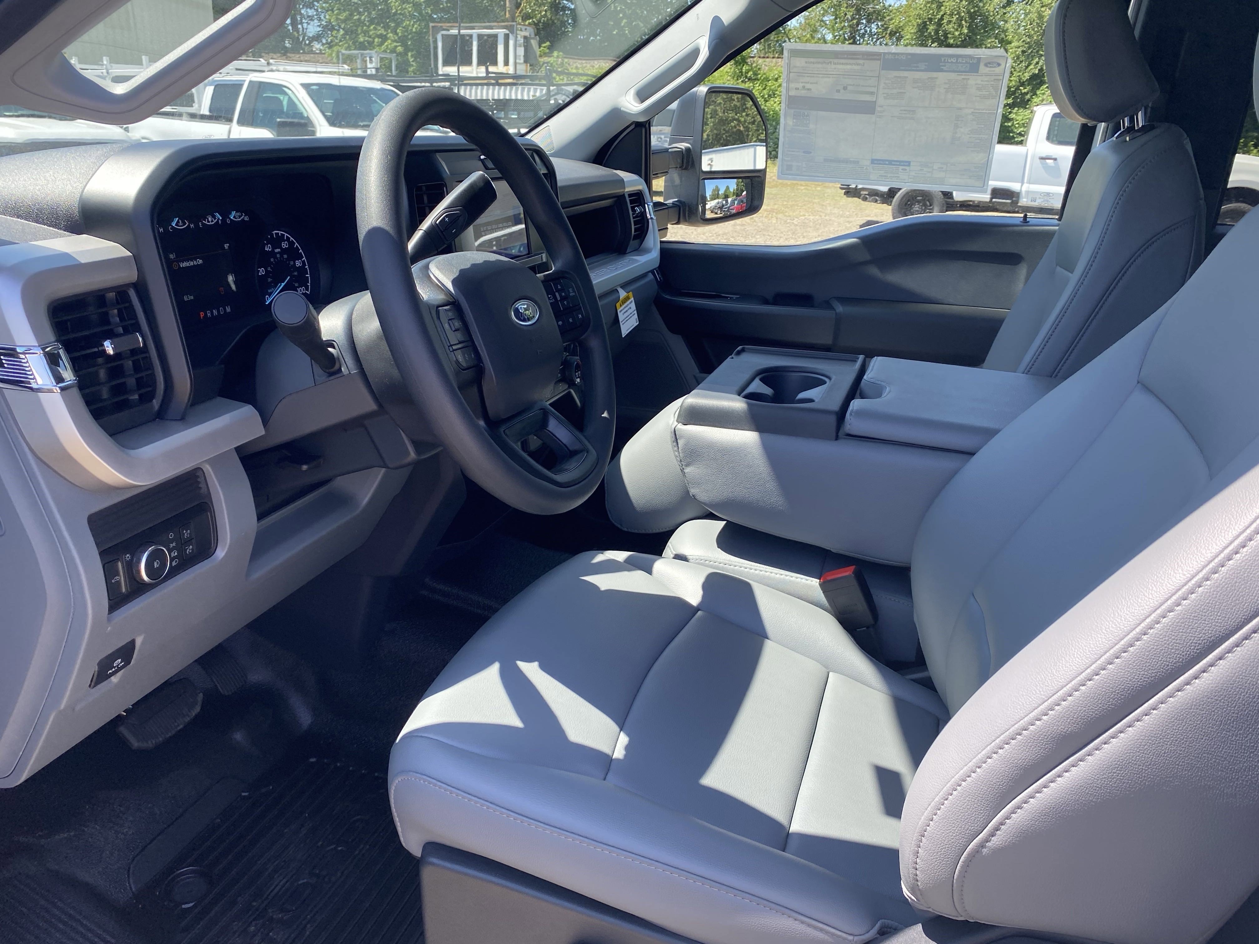 New 2025 Ford F350 XL w/ XL Chrome Package image 11