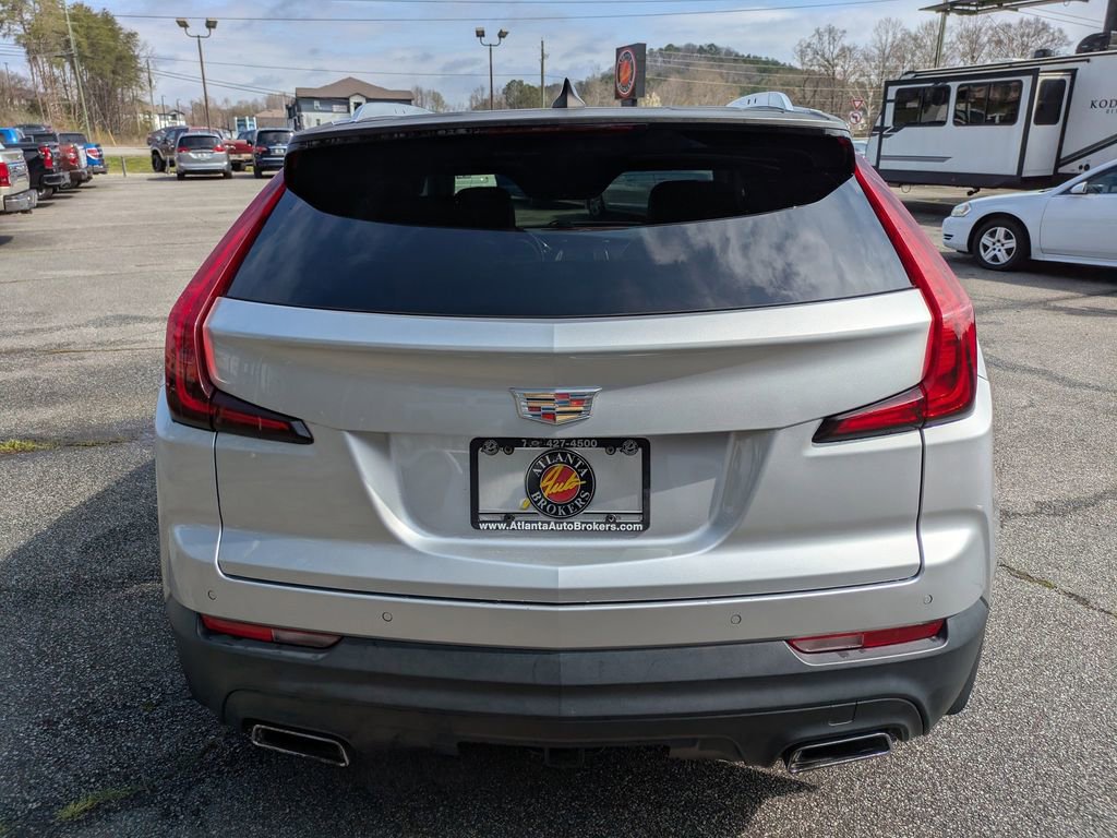 Used 2019 Cadillac XT4 Luxury w/ Cold Weather Package image 5