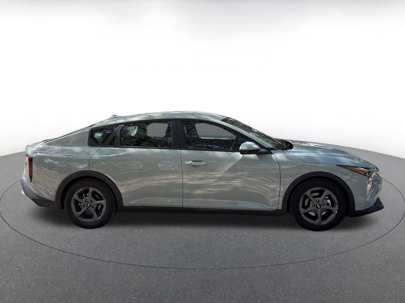 Used 2025 Kia K4 FWD image 13