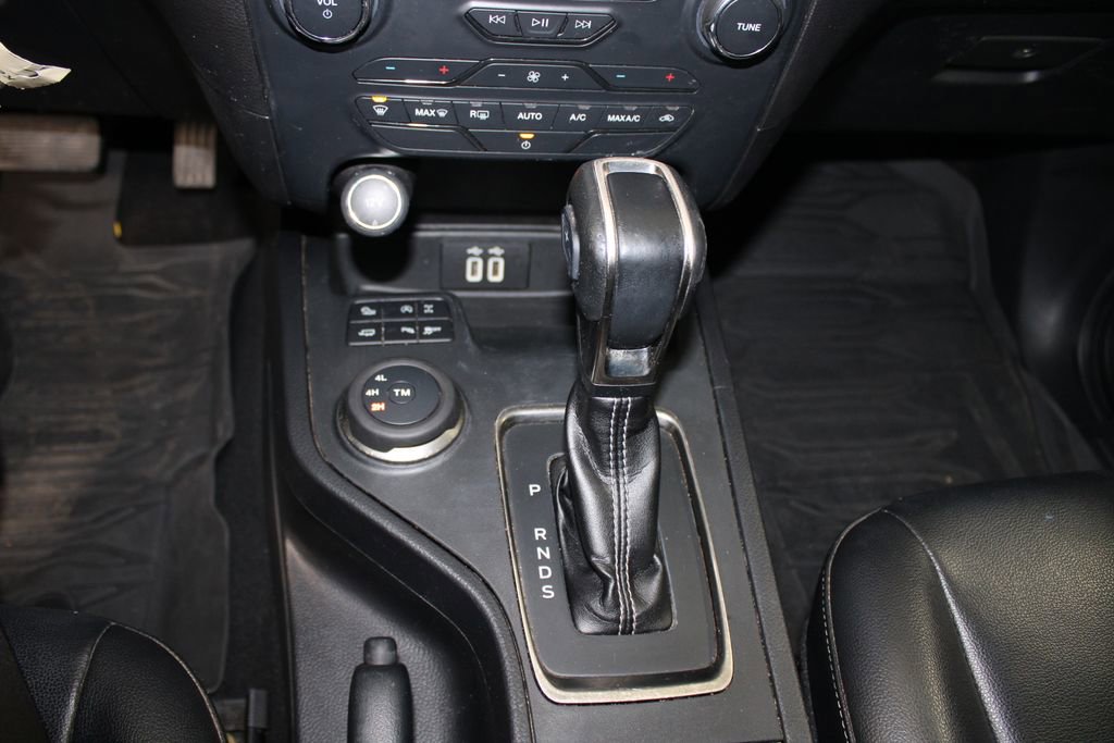 Used 2021 Ford Ranger XLT w/ Tremor Off-Road Package image 42