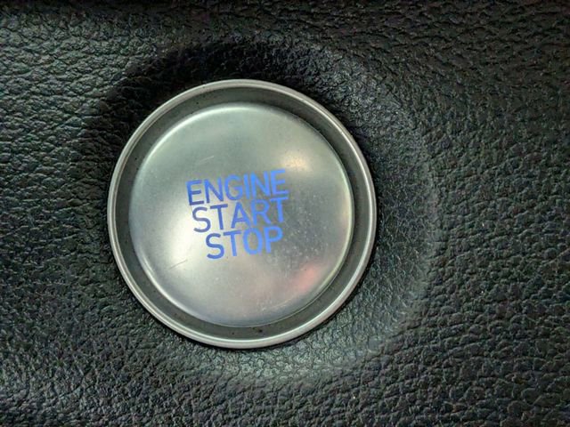 Used 2020 Hyundai Santa Fe SEL image 23