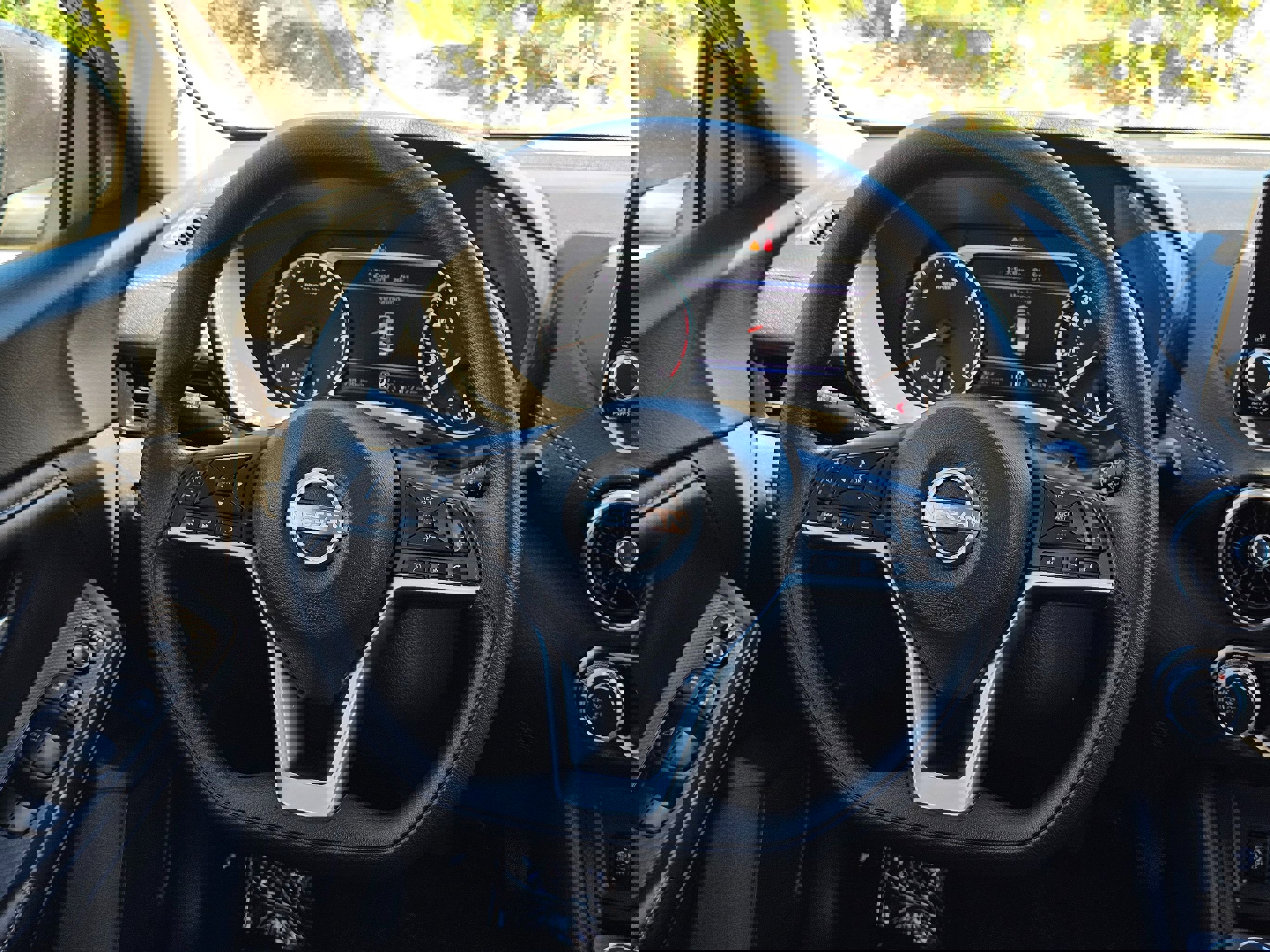 Used 2025 Nissan Sentra SV image 21