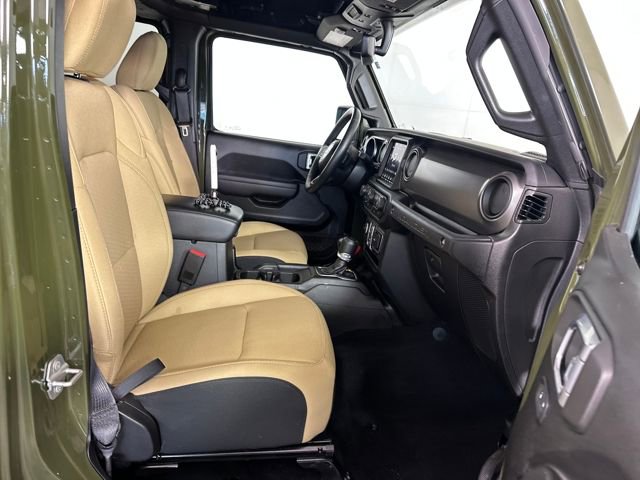 Used 2023 Jeep Wrangler Unlimited w/ Cold Weather Group image 28