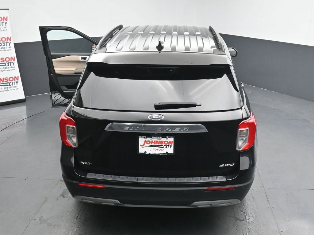 Used 2023 Ford Explorer XLT w/ Equipment Group 202A image 33