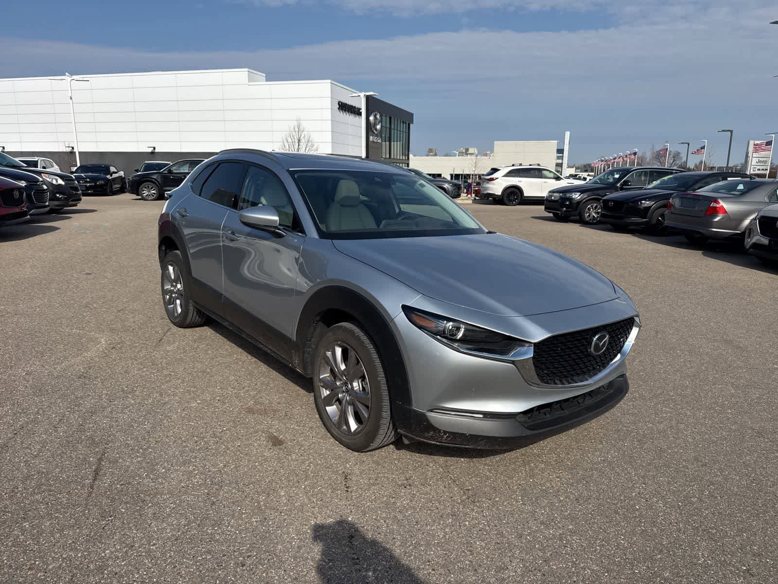 Used 2021 MAZDA CX-30 AWD 2.5 S w/ Premium Package image 3
