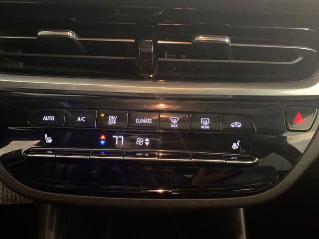 Used 2024 Buick Envista Avenir image 38