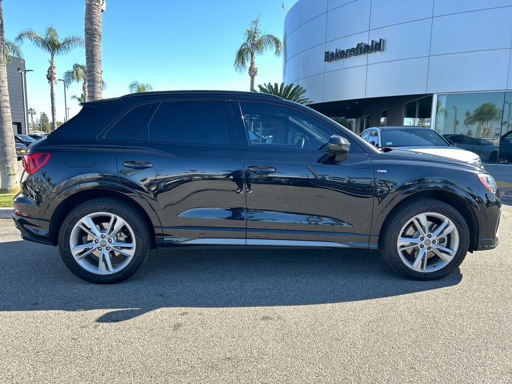 Used 2020 Audi Q3 2.0T Premium w/ Convenience Package AWD/4WD image 8