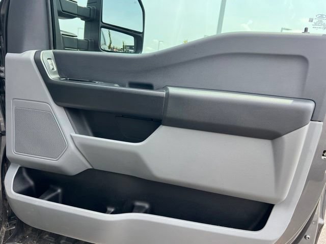 Used 2025 Ford F350 XL AWD/4WD image 28