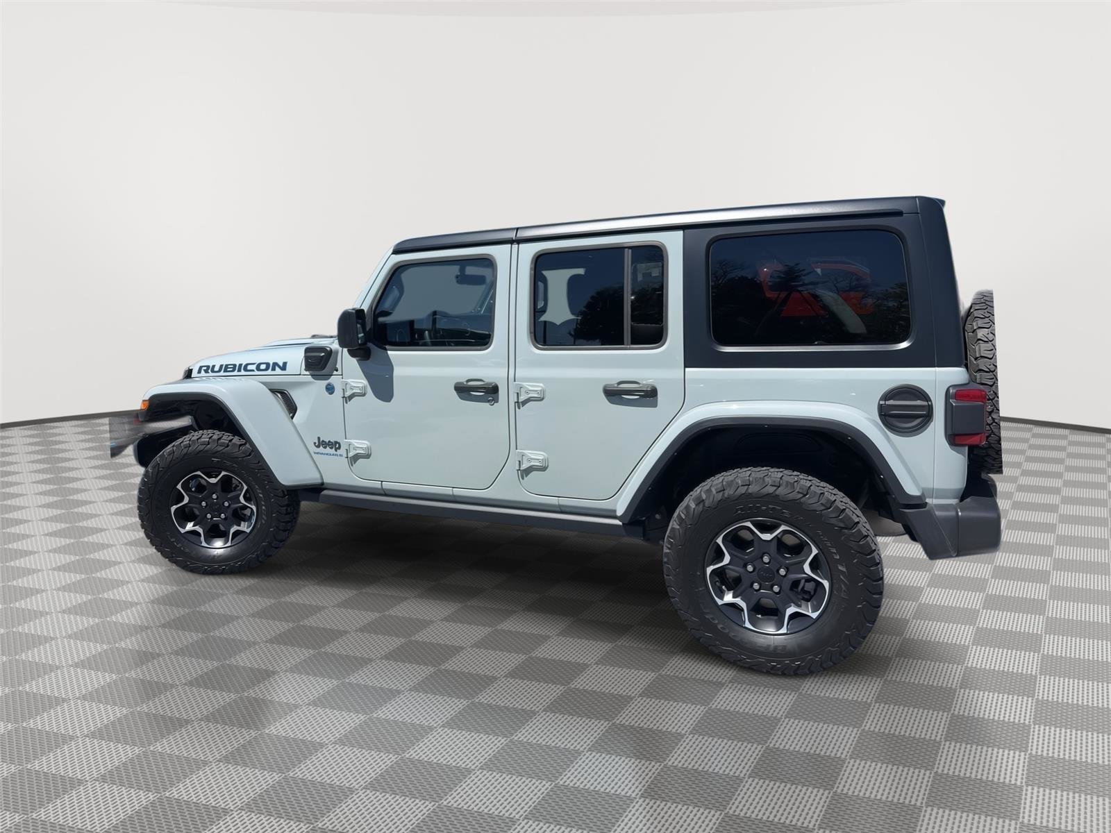Used 2023 Jeep Wrangler Unlimited Rubicon 4xe w/ Cold Weather Group image 3