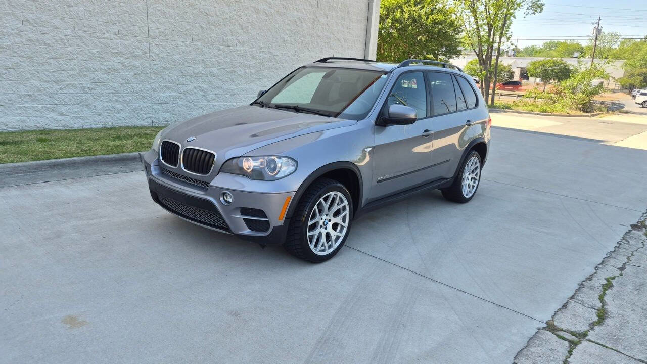 Used 2011 BMW X5 xDrive35i AWD/4WD image 2