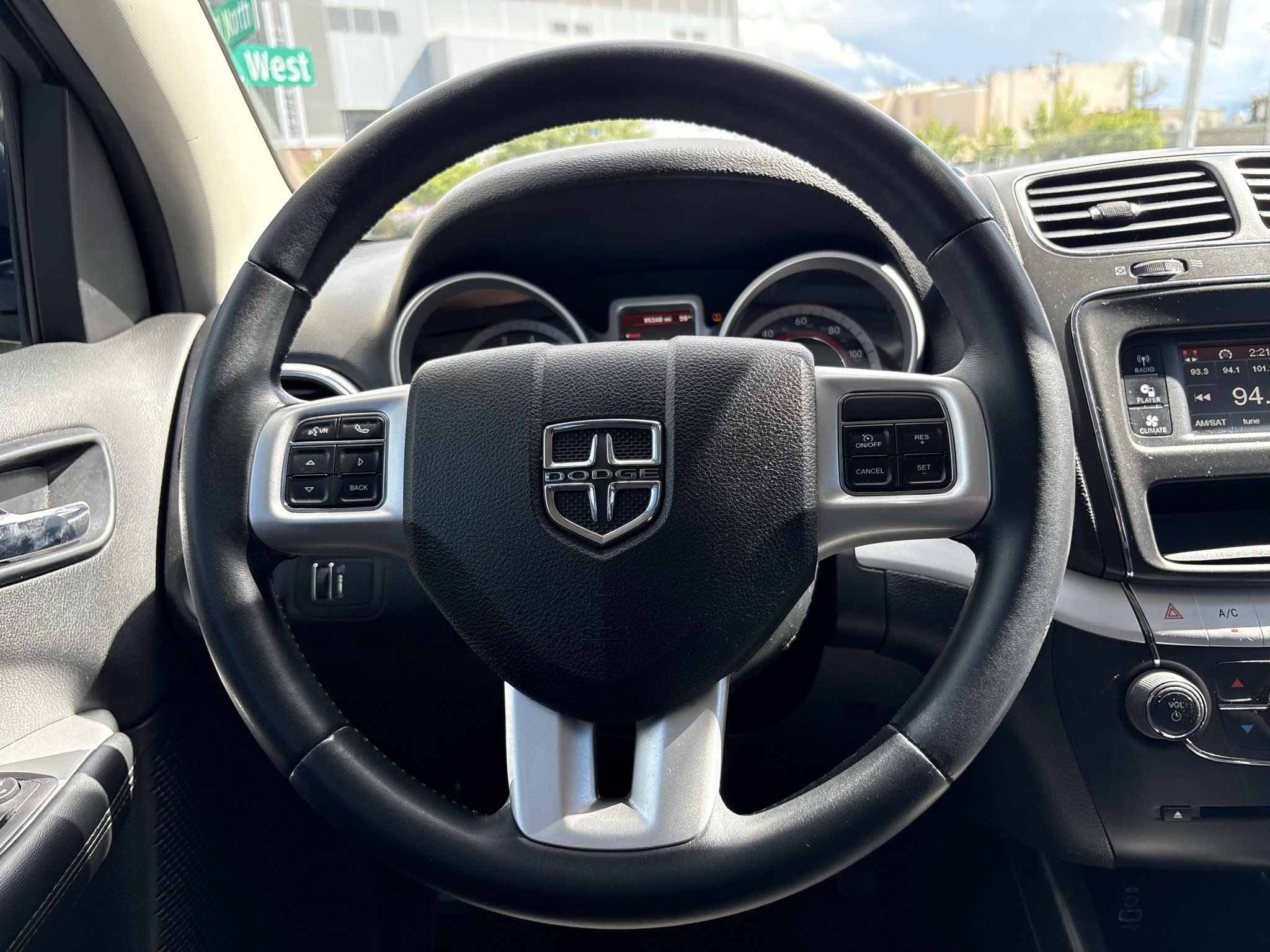 Used 2017 Dodge Journey SXT w/ Premium Group FWD image 24