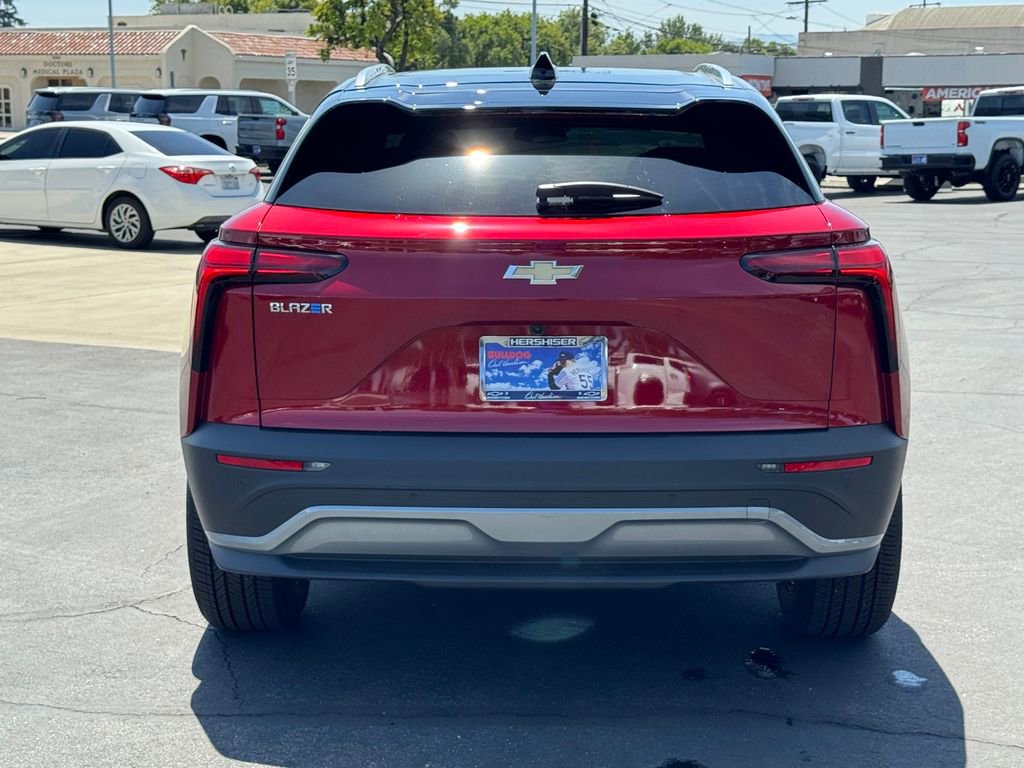 New 2026 Chevrolet Blazer EV LT w/ Super Cruise Package FWD image 5