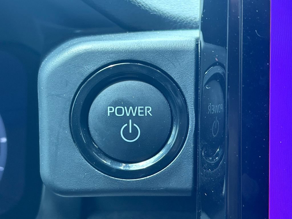 Used 2024 Toyota Tacoma 4x4 Double Cab Hybrid image 28