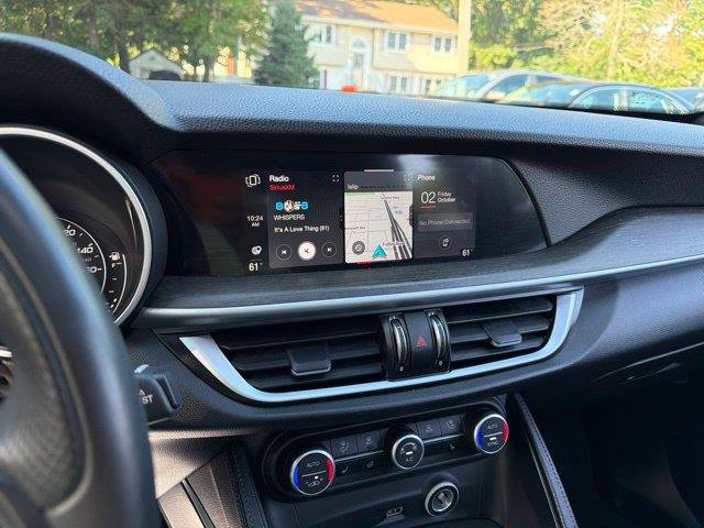 Used 2023 Alfa Romeo Stelvio Ti AWD/4WD image 36