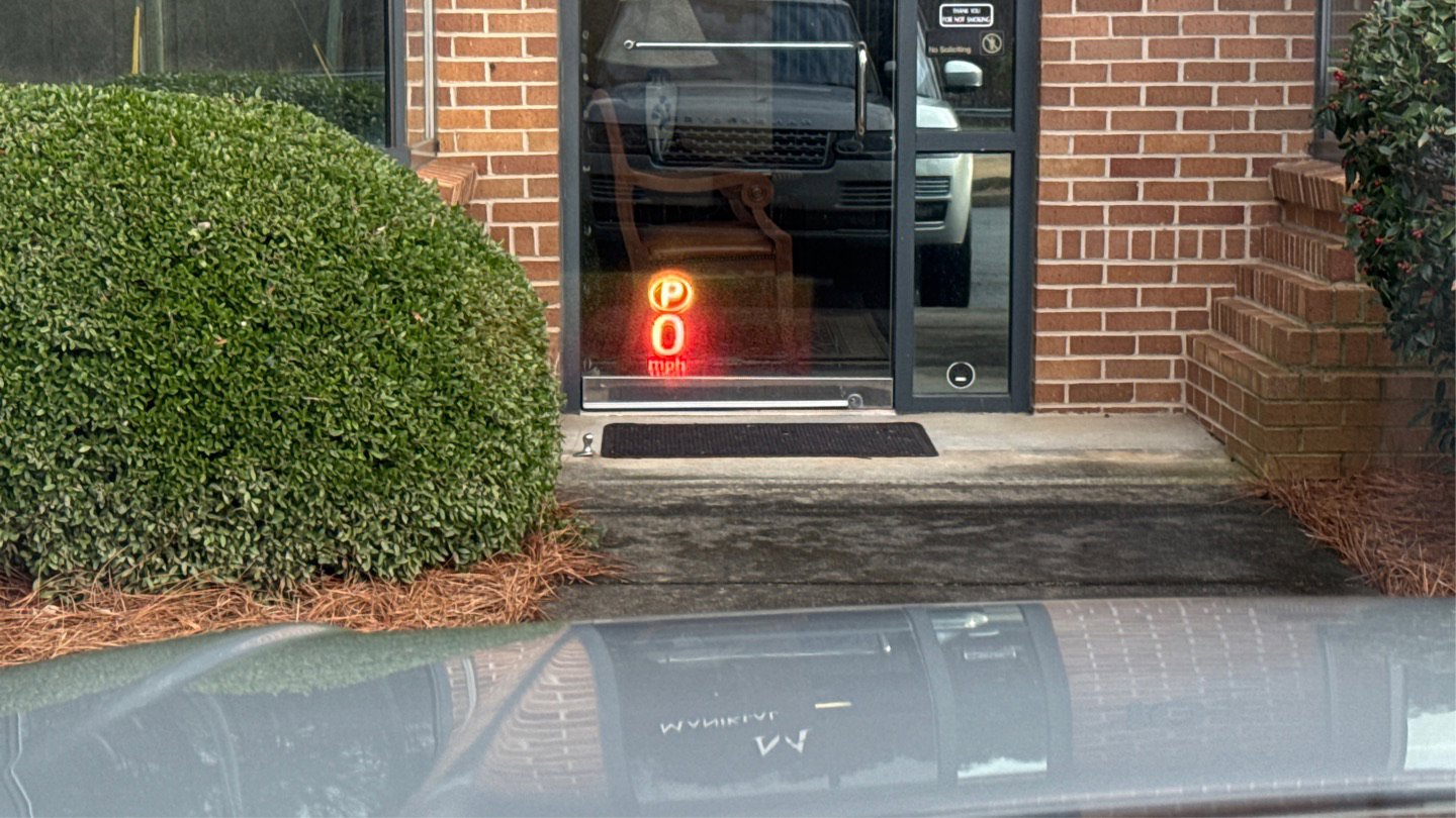 Used 2016 Land Rover Range Rover HSE image 54