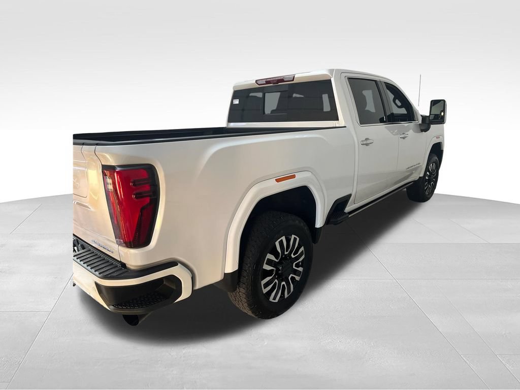 Used 2024 GMC Sierra 2500 Denali Ultimate AWD/4WD image 5