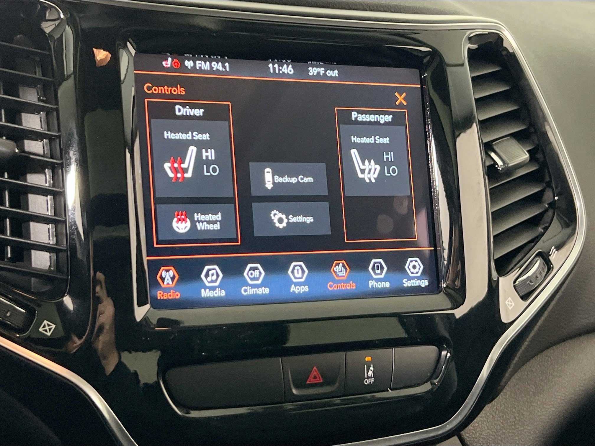 Used 2022 Jeep Cherokee Limited image 19