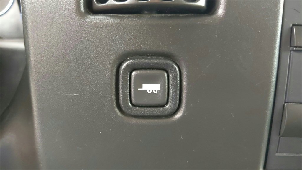 Used 2019 Chevrolet Express 3500 Extended w/ Driver Convenience Package image 27