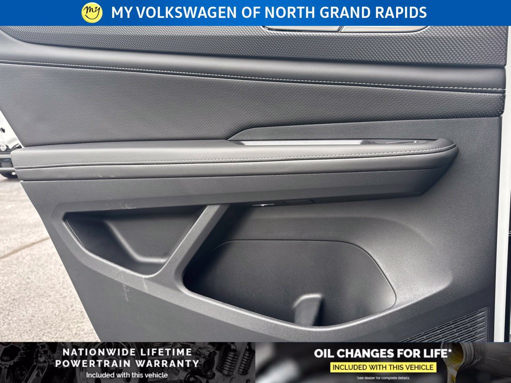 New 2026 Volkswagen Atlas Cross Sport SEL Premium R-Line AWD/4WD image 19