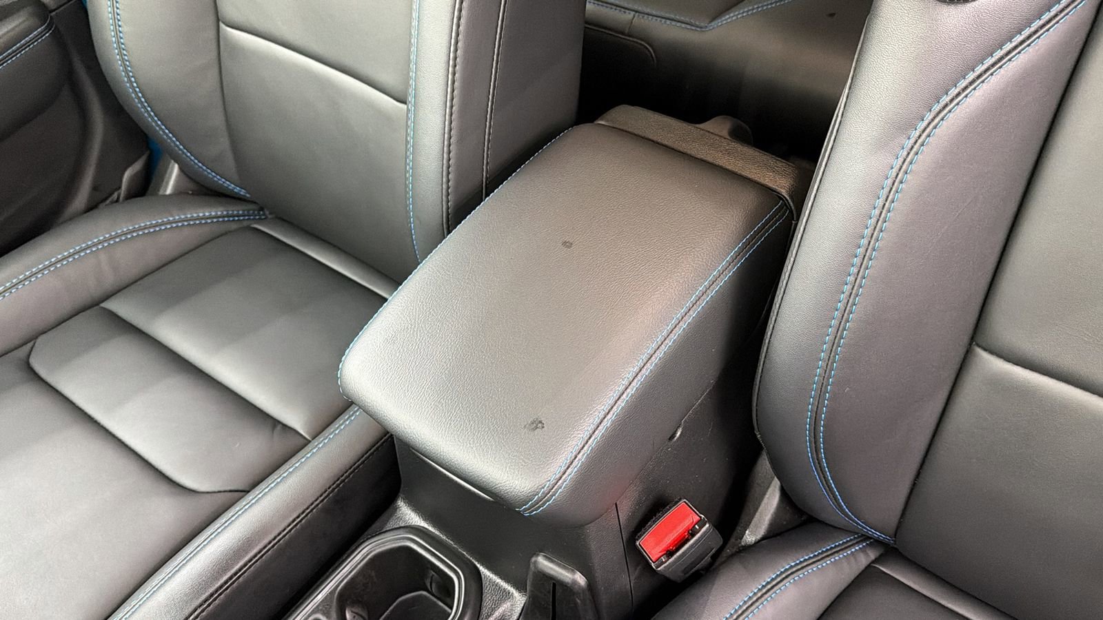 Used 2024 Jeep Wrangler Unlimited Rubicon 4xe image 25