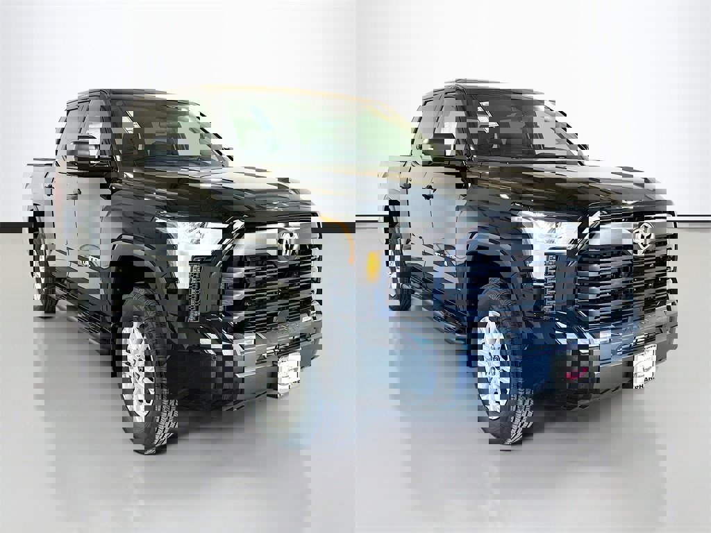 New 2026 Toyota Tundra SR5 image 3