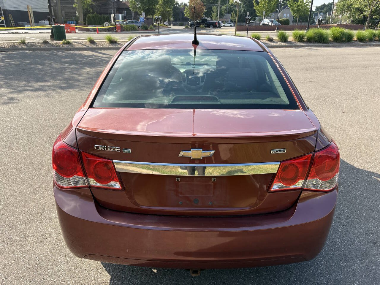 Used 2013 Chevrolet Cruze Eco FWD image 9