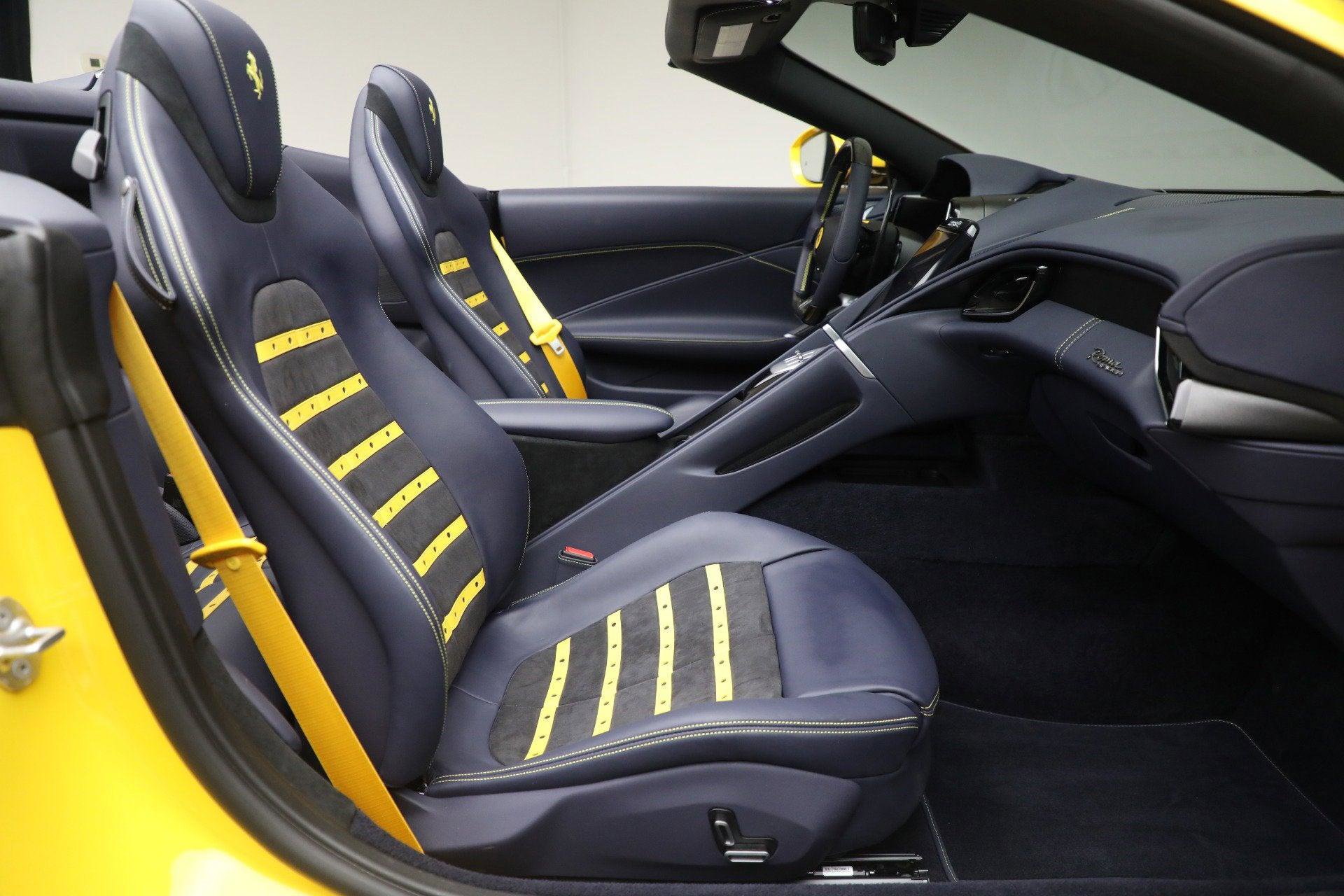 Certified 2025 Ferrari Roma Spider image 18