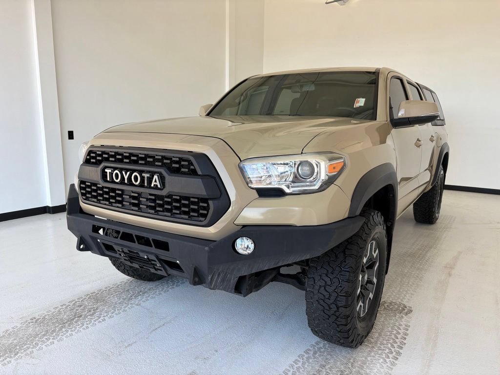 Used 2017 Toyota Tacoma TRD Off-Road w/ Tow Package (A/T) AWD/4WD image 17