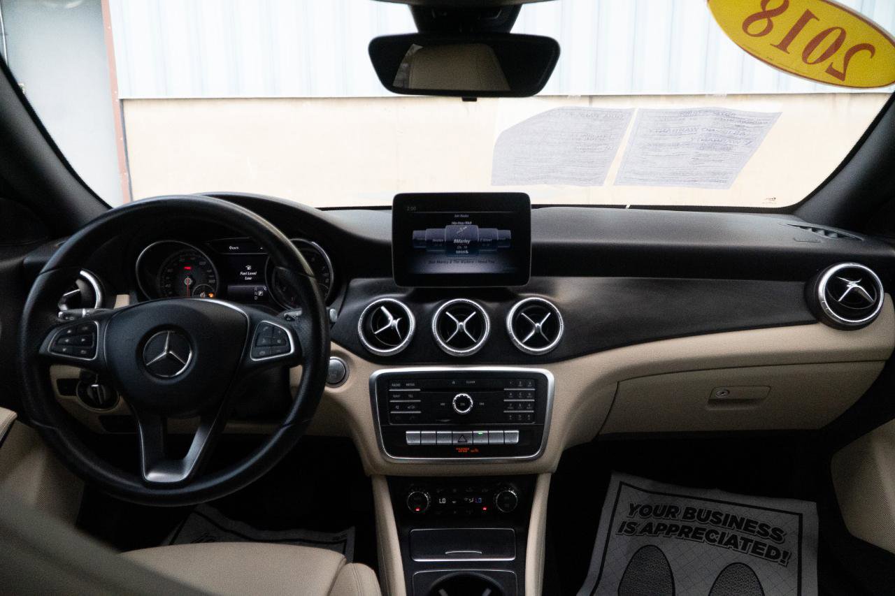 Used 2018 Mercedes-Benz CLA 250 image 30