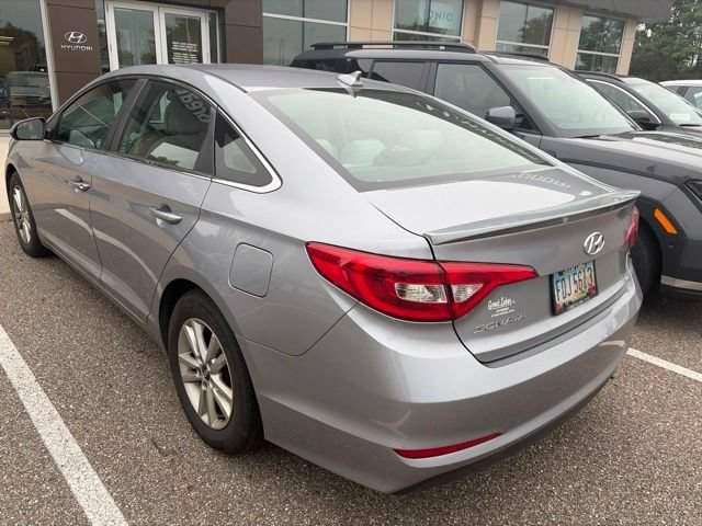 Used 2017 Hyundai Sonata SE w/ Cargo Package FWD image 10