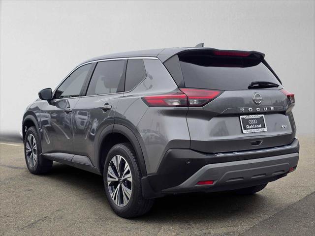 Used 2022 Nissan Rogue SV FWD image 5