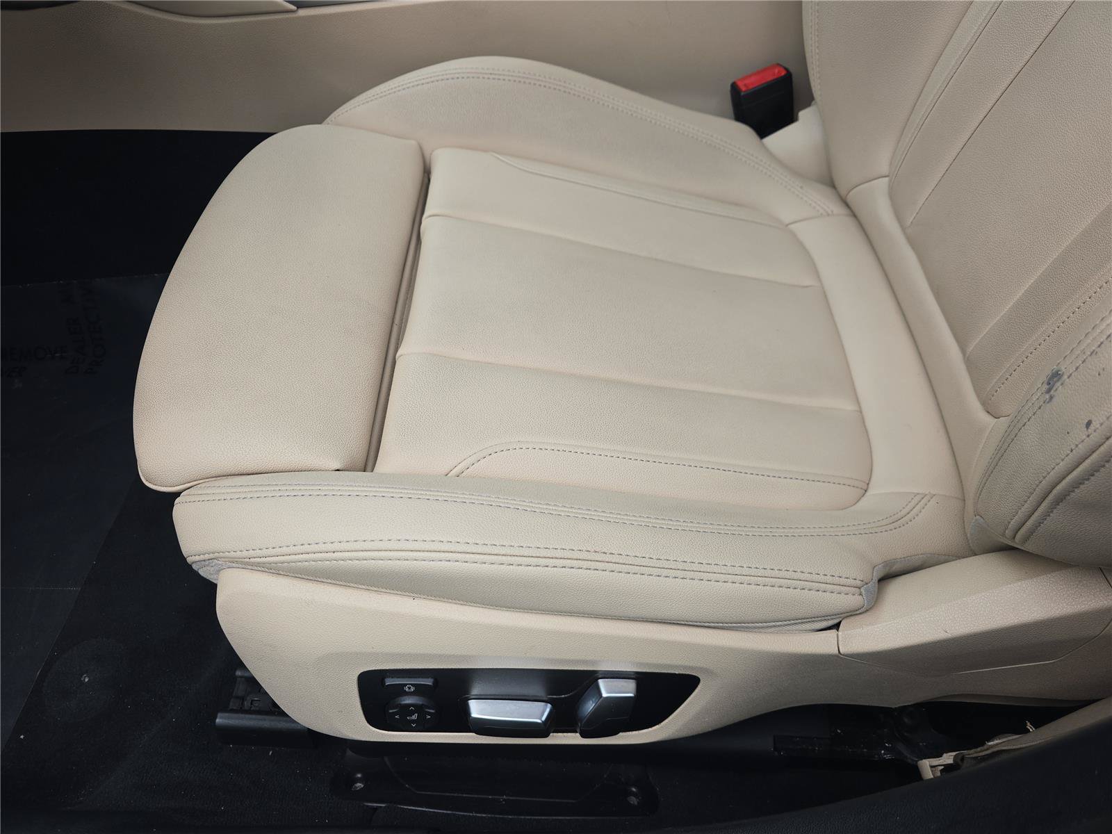Used 2020 BMW 330i Sedan w/ Convenience Package RWD image 16
