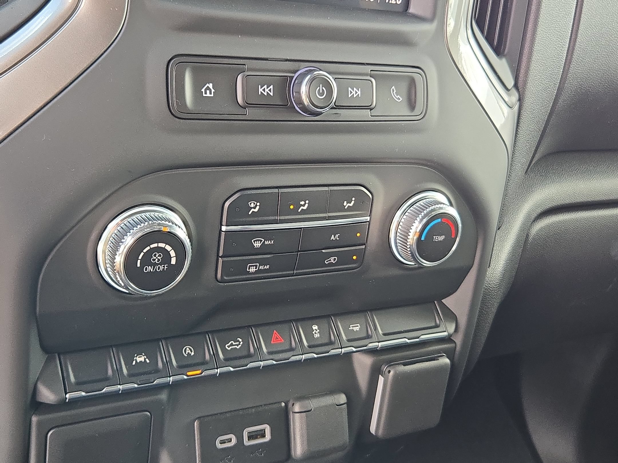 Certified 2024 GMC Sierra 1500 Pro w/ Pro Value Package RWD image 17