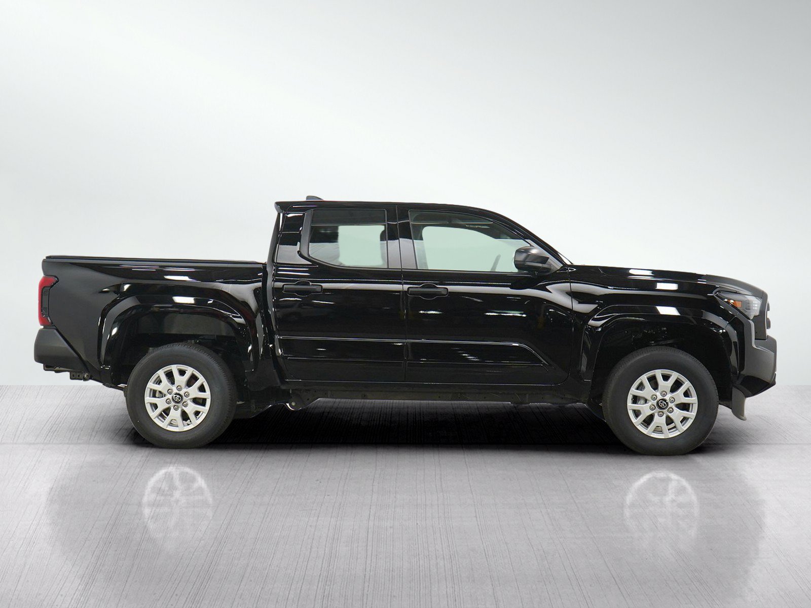 Used 2024 Toyota Tacoma SR AWD/4WD image 6