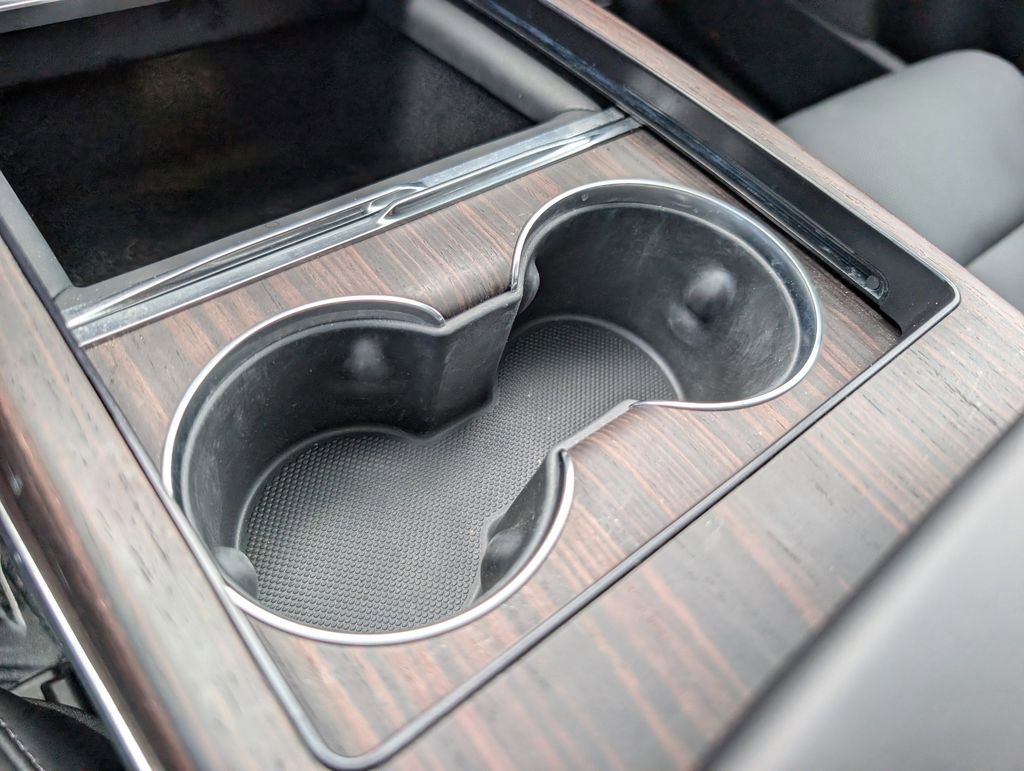 Used 2024 Tesla Model X image 30