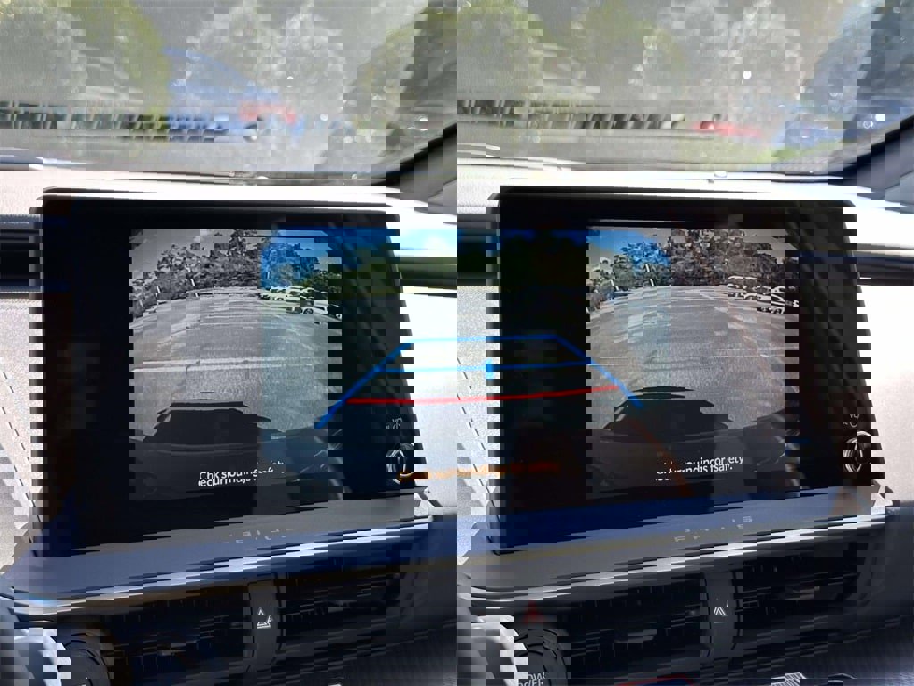 New 2026 Toyota Prius XLE image 4