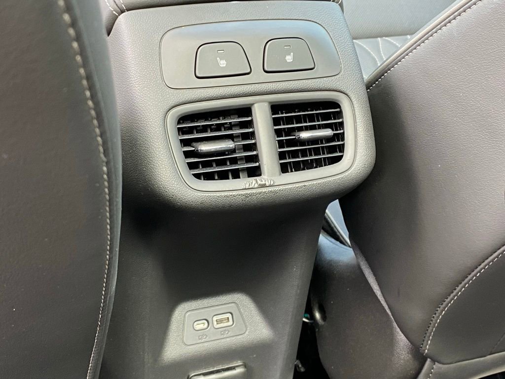 Used 2023 Buick Envision Avenir FWD image 28