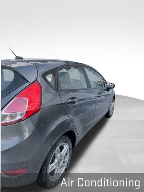 Used 2019 Ford Fiesta SE image 6