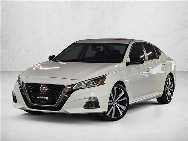 Used 2020 Nissan Altima 2.5 SR w/ Premium Package image 4