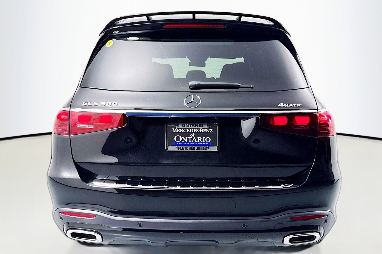 New 2026 Mercedes-Benz GLS 580 4MATIC image 3