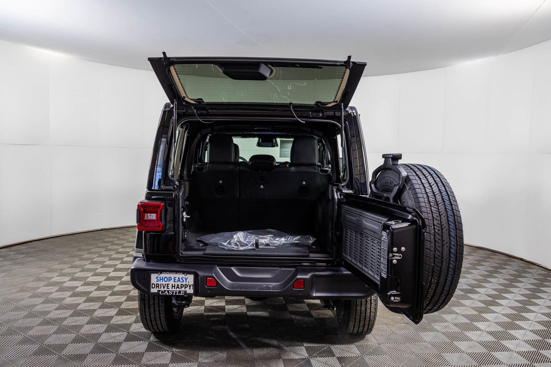 New 2026 Jeep Wrangler Sahara image 39