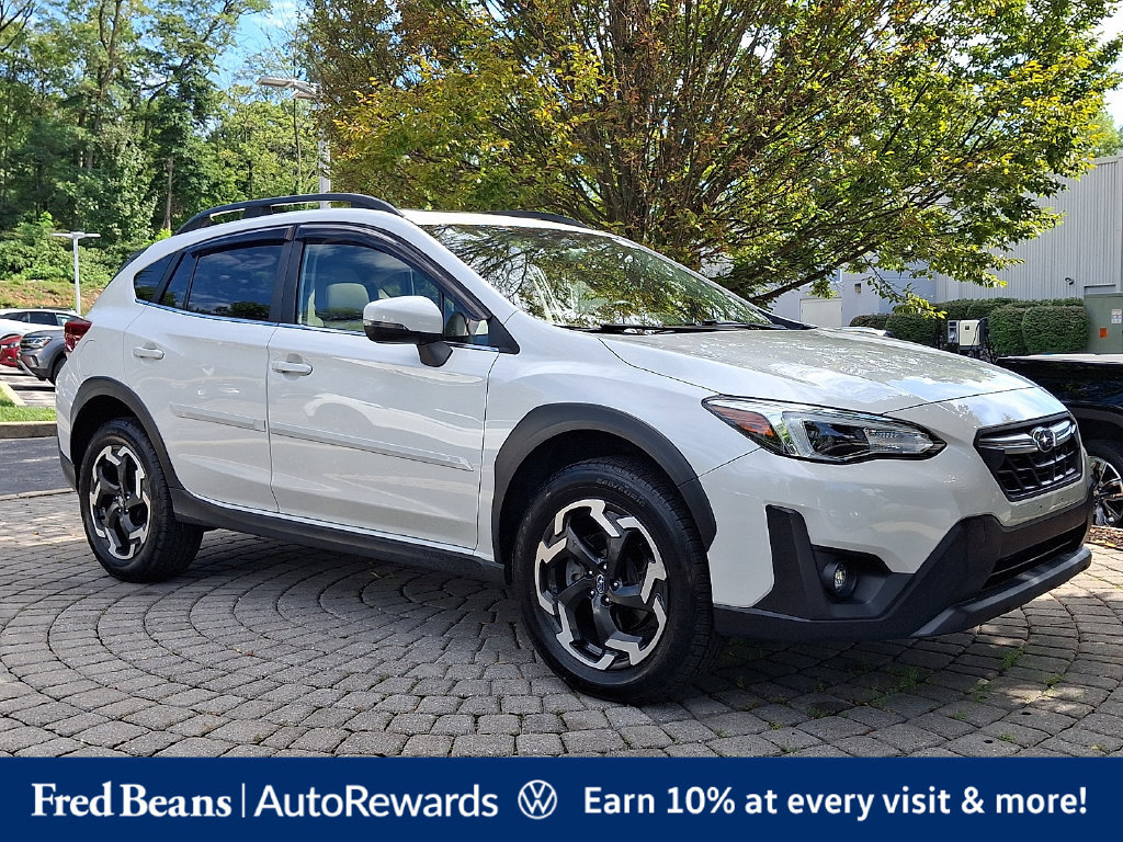 Used 2022 Subaru Crosstrek 2.5i Limited w/ Moonroof Package 2 AWD/4WD image 1