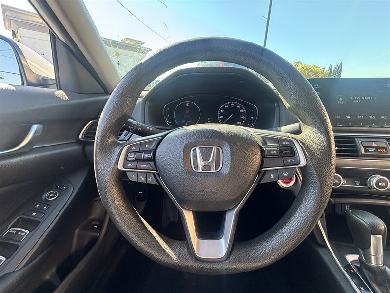 Used 2019 Honda Accord LX image 24