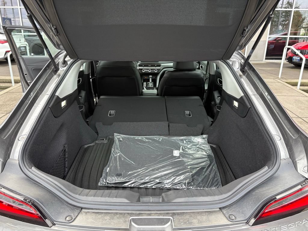 New 2025 Acura Integra FWD image 24